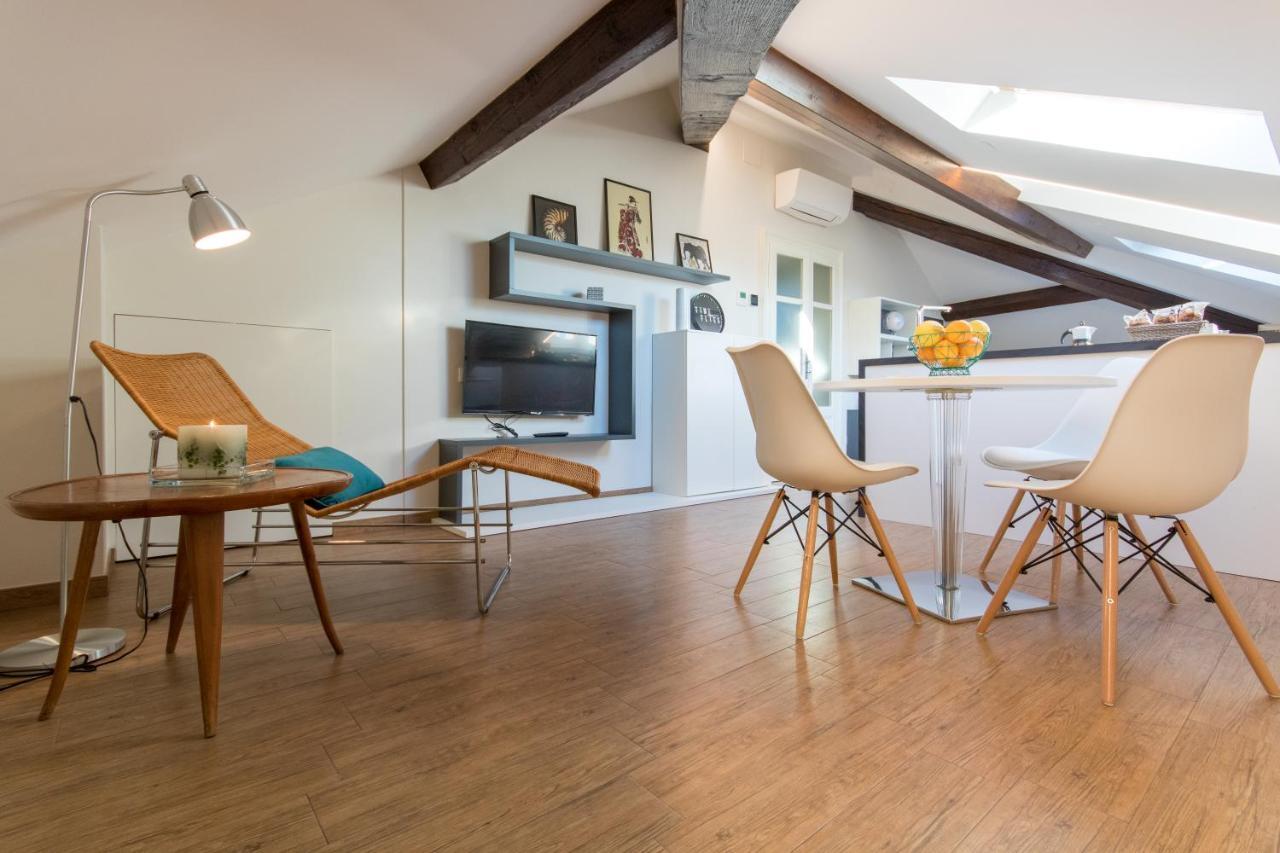Aqualago Casa Vacanze Suite Verbania Dış mekan fotoğraf
